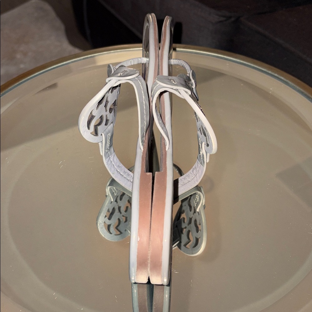 Tory Burch “Miller” Gray Patent Leather Sandals Size 7 1/2M - Picture 10 of 14